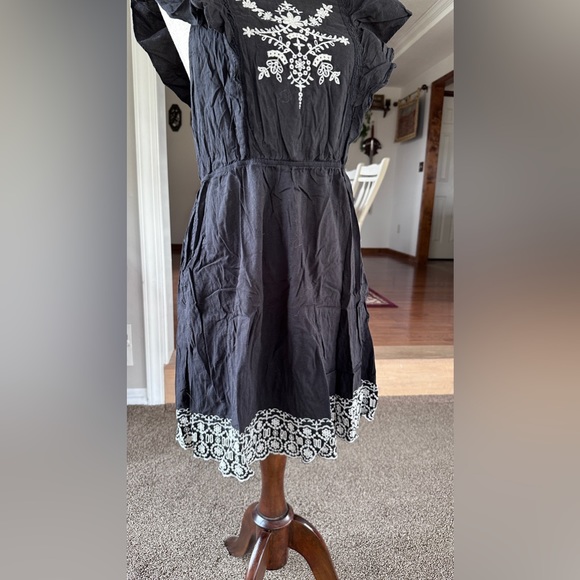 Old Navy Folkcore Summer Mini Dress - Picture 5 of 8